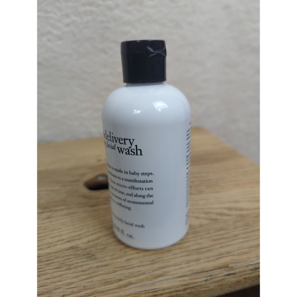 Philosophy The Microdelivery Exfoliating Facial Wash, 8 oz - Picture 2 of 7